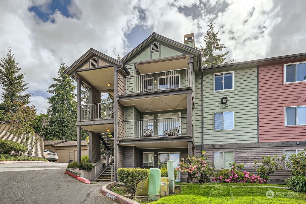 Photo of 13209 Newcastle Way #C301, Newcastle, WA 98059 (MLS # 2248565)