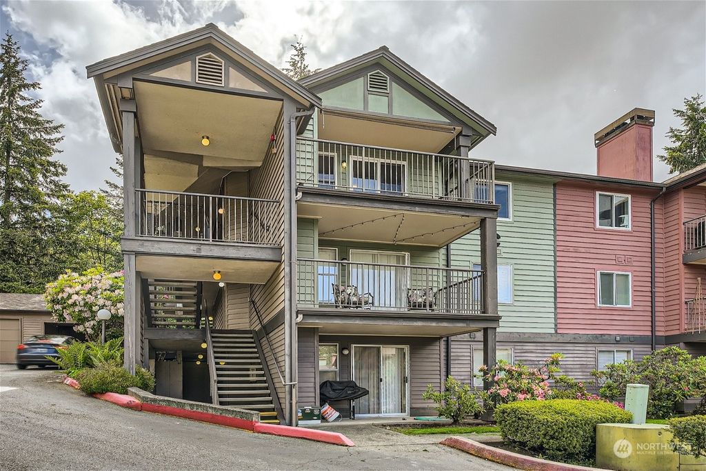 Photo of 13209 Newcastle Way #C301, Newcastle, WA 98059 (MLS # 2248565)