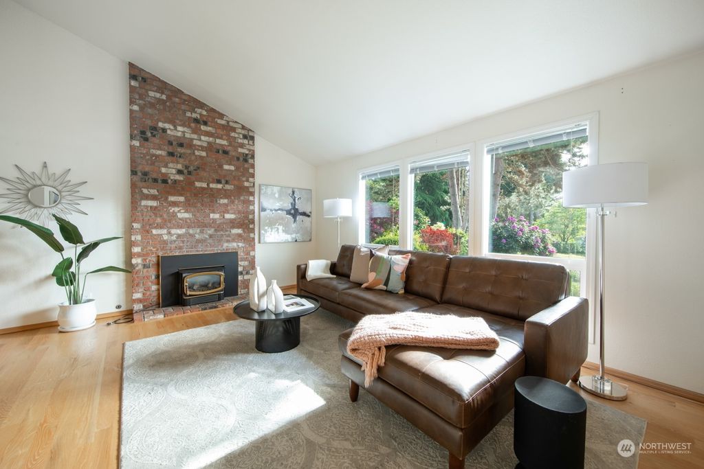 Photo of 30610 4th Avenue S, Federal Way, WA 98003 (MLS # 2247681)