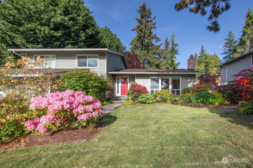 Photo of 30610 4th Avenue S, Federal Way, WA 98003 (MLS # 2247681)