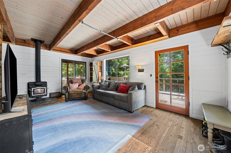 281 Wilderness Lane