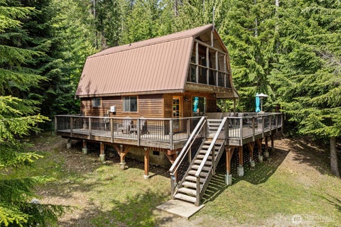 Photo of 281 Wilderness Lane, Easton, WA 98925 (MLS # 2526335)