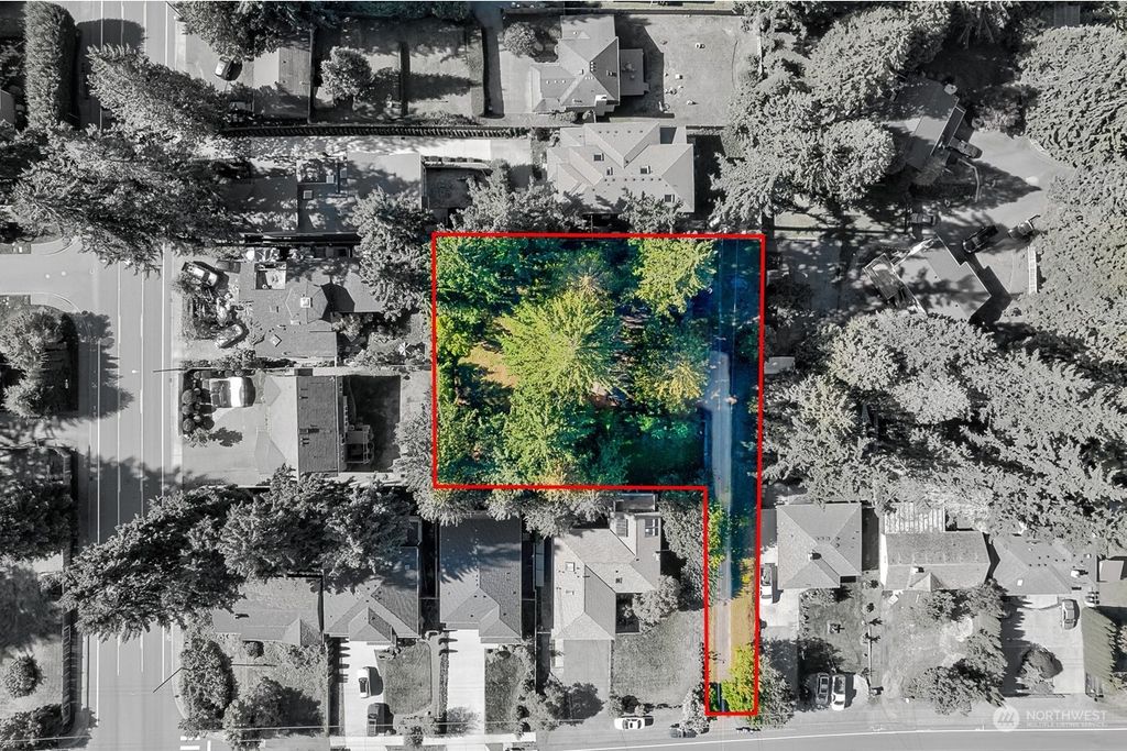 Photo of 7025 124th Avenue NE, Kirkland, WA 98033 (MLS # 2170771)