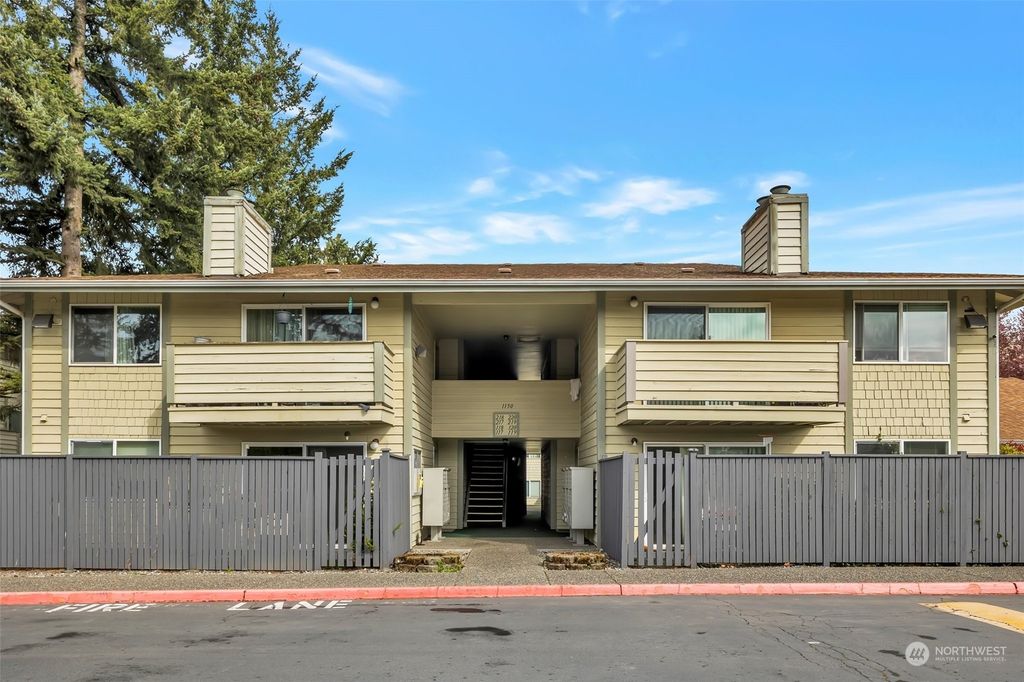 Photo of 1150 Sunset Boulevard NE #118, Renton, WA 98056 (MLS # 2215593)