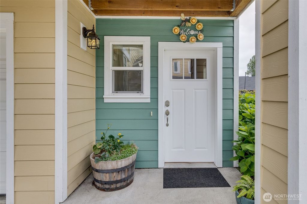 Photo of 1017 W Main Street #C102, Monroe, WA 98272 (MLS # 2479079)