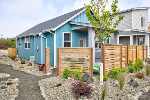 Photo of 438 Lupine Lane SW, Ocean Shores, WA 98569 (MLS # 2414374)