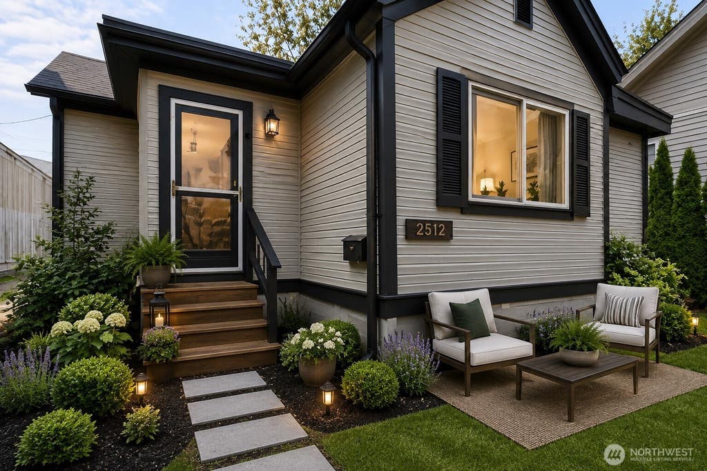 Photo of 2512 Cedar Street, Everett, WA 98201 (MLS # 2540140)