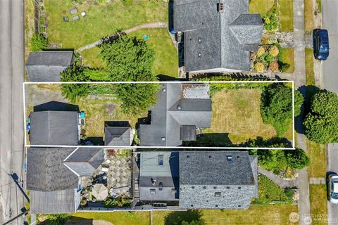 Photo of 2512 Cedar Street, Everett, WA 98201 (MLS # 2540140)