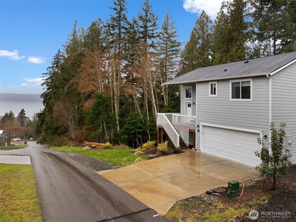 Photo of 61 E Ellinor Peak Place, Belfair, WA 98528 (MLS # 2489755)