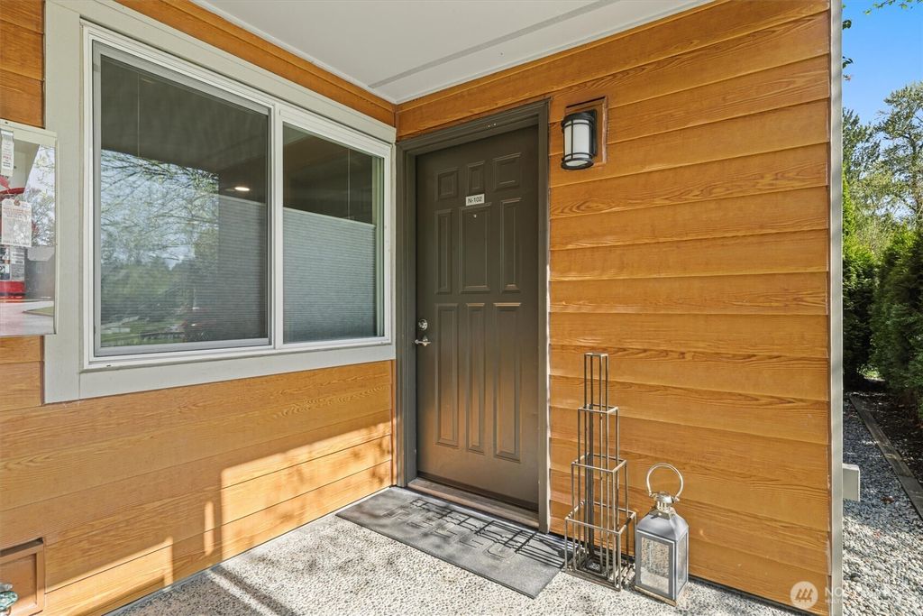 Photo of 10813 NE 147th Lane #N102, Bothell, WA 98011 (MLS # 2513525)