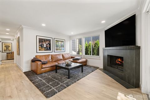 Photo of 10813 NE 147th Lane #N102, Bothell, WA 98011 (MLS # 2513525)