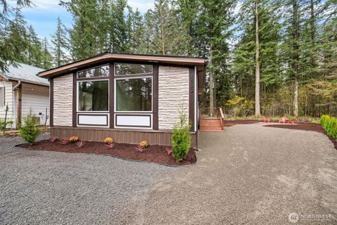 8532 Juniper Place Maple Falls WA 98266