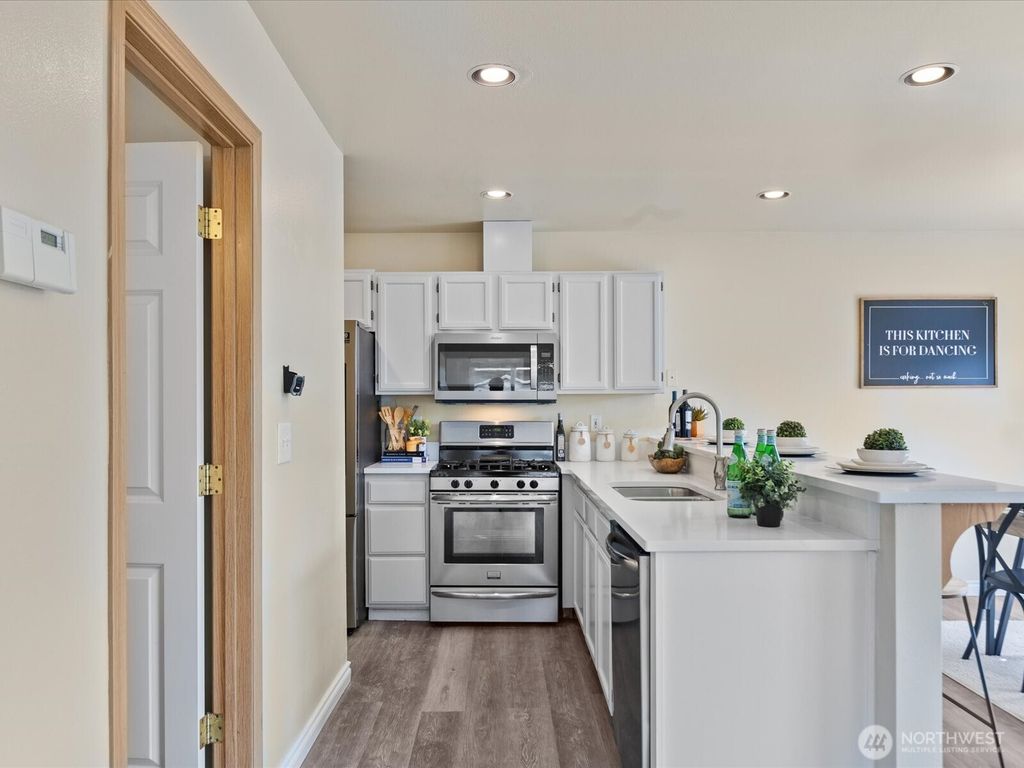 Photo of 4320 NE 151st Street #94, Marysville, WA 98271 (MLS # 2344182)