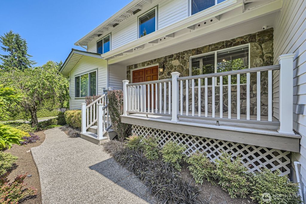 Photo of 14348 SE 47th Place, Bellevue, WA 98006 (MLS # 2384757)