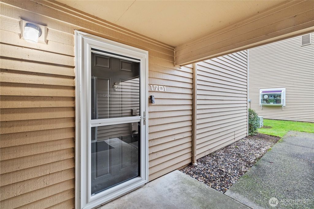 Photo of 23723 12th Place S #1701, Des Moines, WA 98198 (MLS # 2459084)