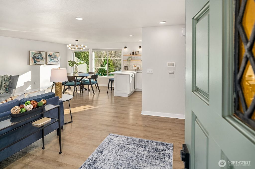 Photo of 13517 246th Avenue SE, Issaquah, WA 98027 (MLS # 2476919)