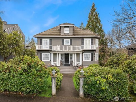 Photo of 1021 34th Avenue E, Seattle, WA 98112 (MLS # 2465235)