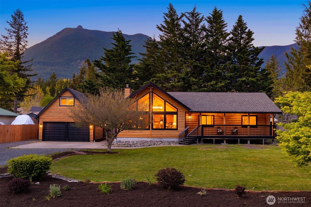 Photo of 44422 SE 142nd Place, North Bend, WA 98045 (MLS # 2513914)