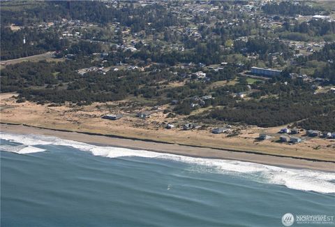 Photo of 710 S Hancock Street #328, Westport, WA 98595 (MLS # 2477438)