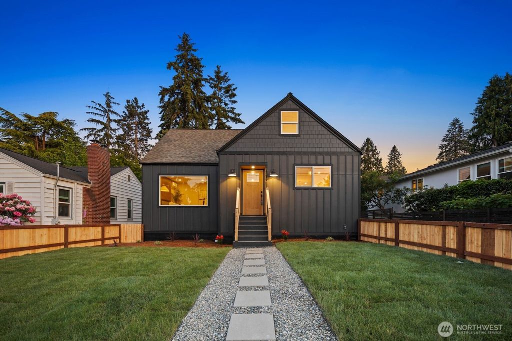 Photo of 3209 NE 98th Street, Seattle, WA 98115 (MLS # 2530191)