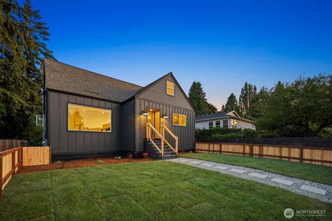 Photo of 3209 NE 98th Street, Seattle, WA 98115 (MLS # 2530191)
