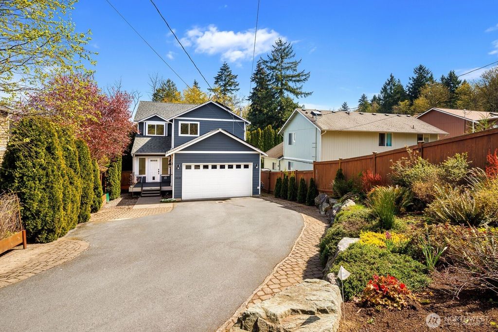 Photo of 8438 5th Avenue SW, Seattle, WA 98106 (MLS # 2355892)