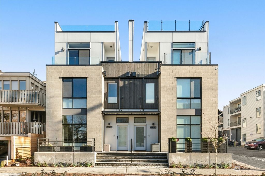 Photo of 2314 B Fairview Avenue E, Seattle, WA 98102 (MLS # 2058398)