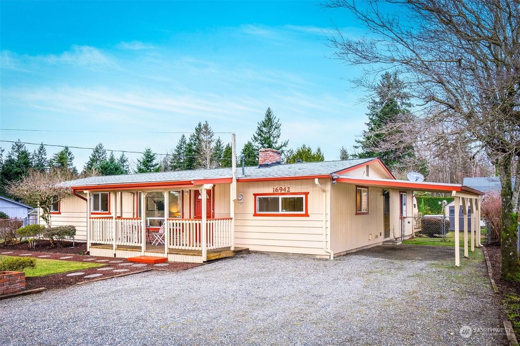 Photo of 16942 SE 144th Street, Renton, WA 98059 (MLS # 2192881)