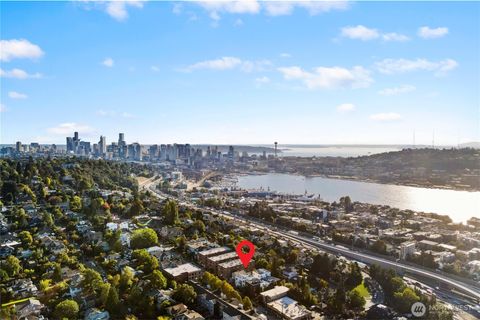 2337 10th Avenue E C Seattle WA 98102