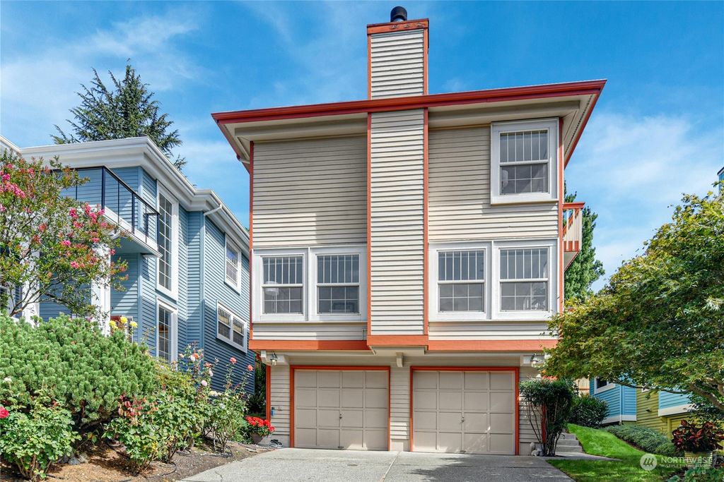 Photo of 1310 N 41st Street #B, Seattle, WA 98103 (MLS # 2286144)