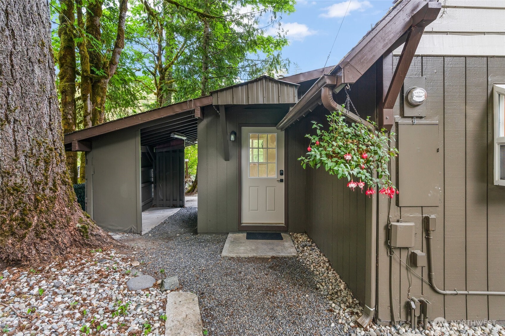 25921 Clear Creek Rd