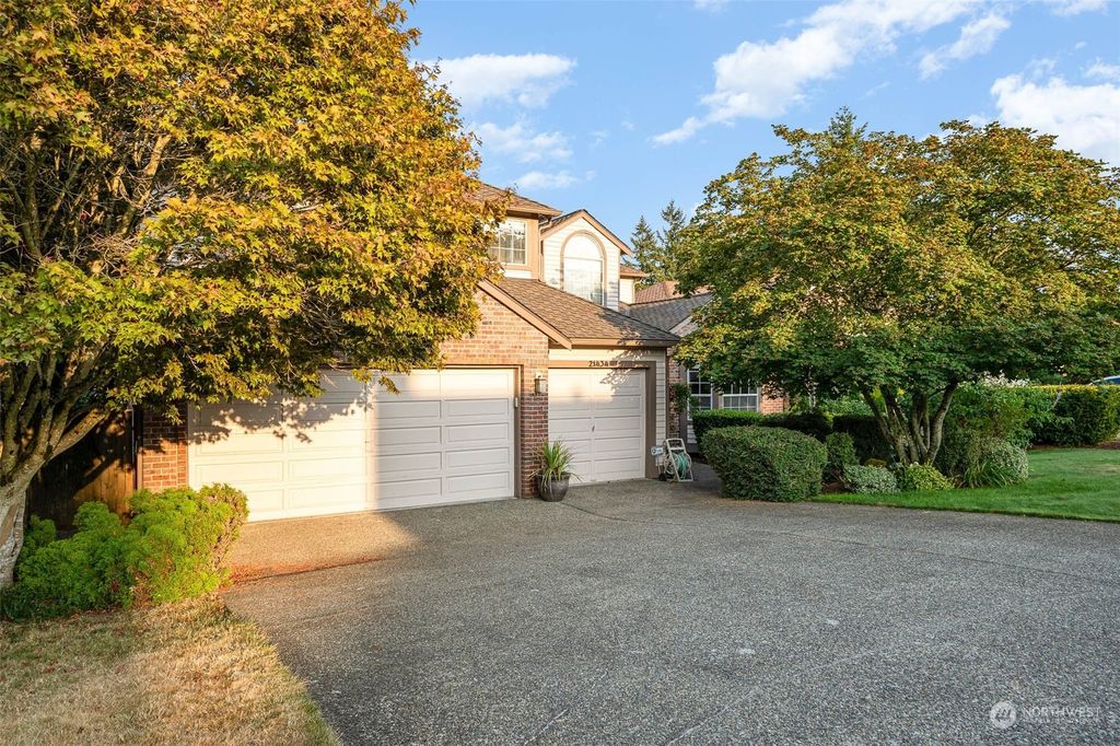 Photo of 21434 129th Place SE, Kent, WA 98031 (MLS # 2019903)