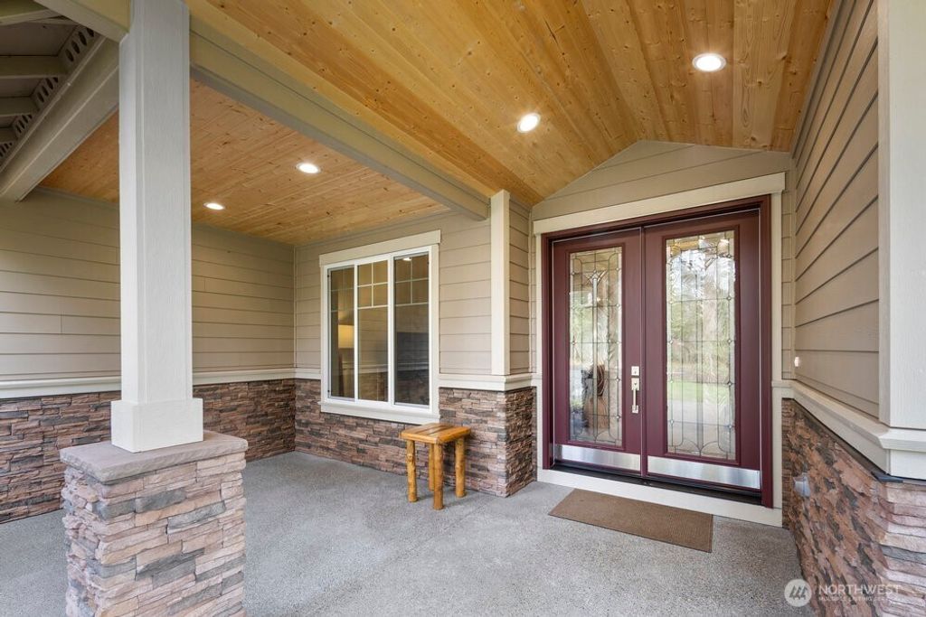 Photo of 2703 44th Avenue NW, Olympia, WA 98502 (MLS # 2477718)