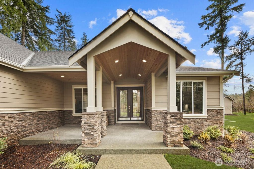 Photo of 2703 44th Avenue NW, Olympia, WA 98502 (MLS # 2477718)