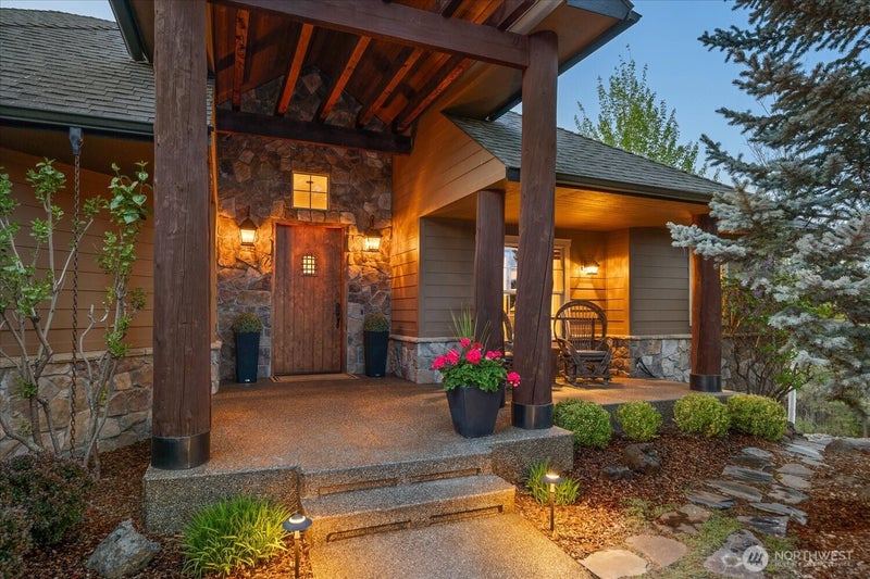 2415 Hangman Creek Lane