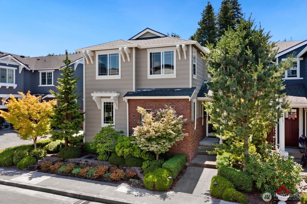 Photo of 3913 W Briarcliff Lane, Seattle, WA 98199 (MLS # 2400526)