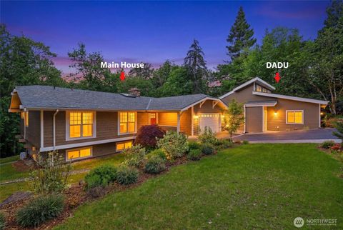 Photo of 20224 SE 26th Street, Sammamish, WA 98075 (MLS # 2535208)