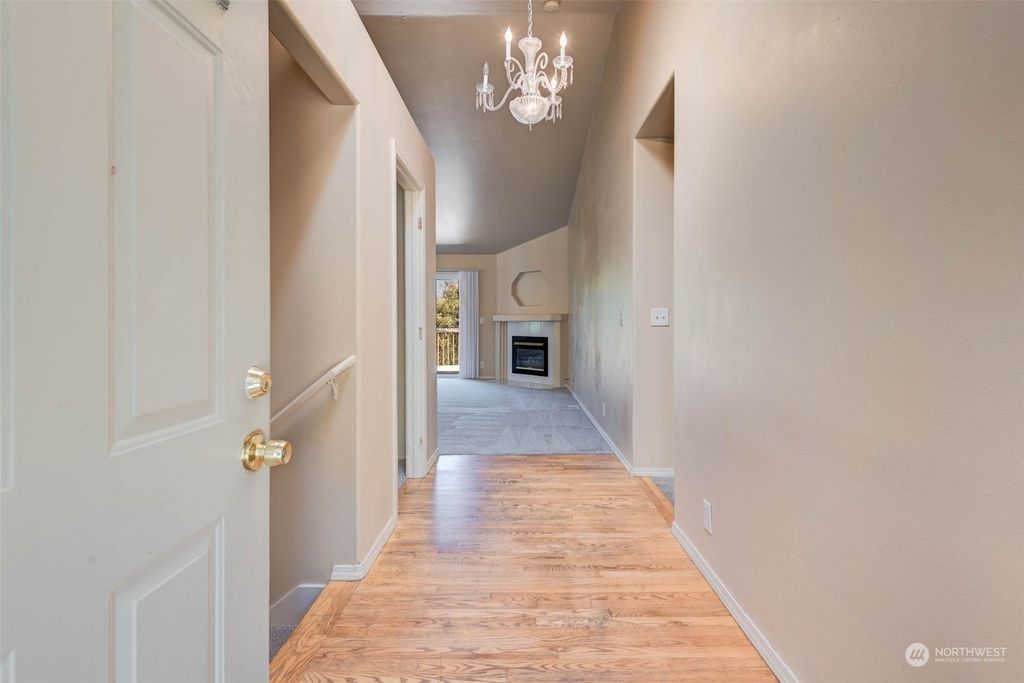 Photo of 7105 69th Place NE, Marysville, WA 98270 (MLS # 2156446)