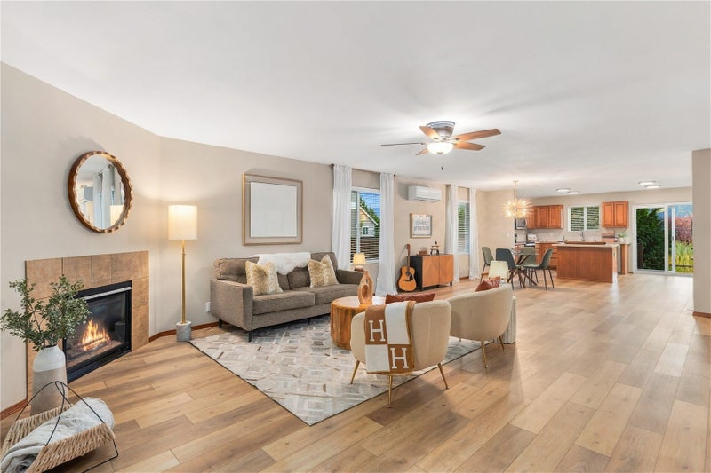 242 Riggs Drive E