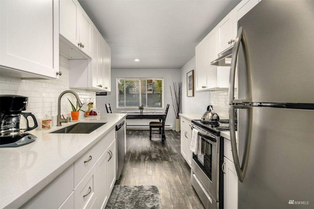 Photo of 4000 California Avenue SW, Seattle, WA 98116 (MLS # 1986177)