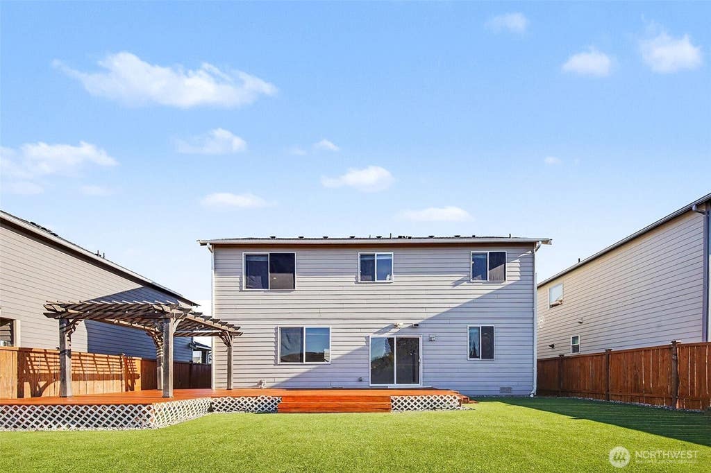 Photo of 924 S 134th Street, Tacoma, WA 98444 (MLS # 2572119)