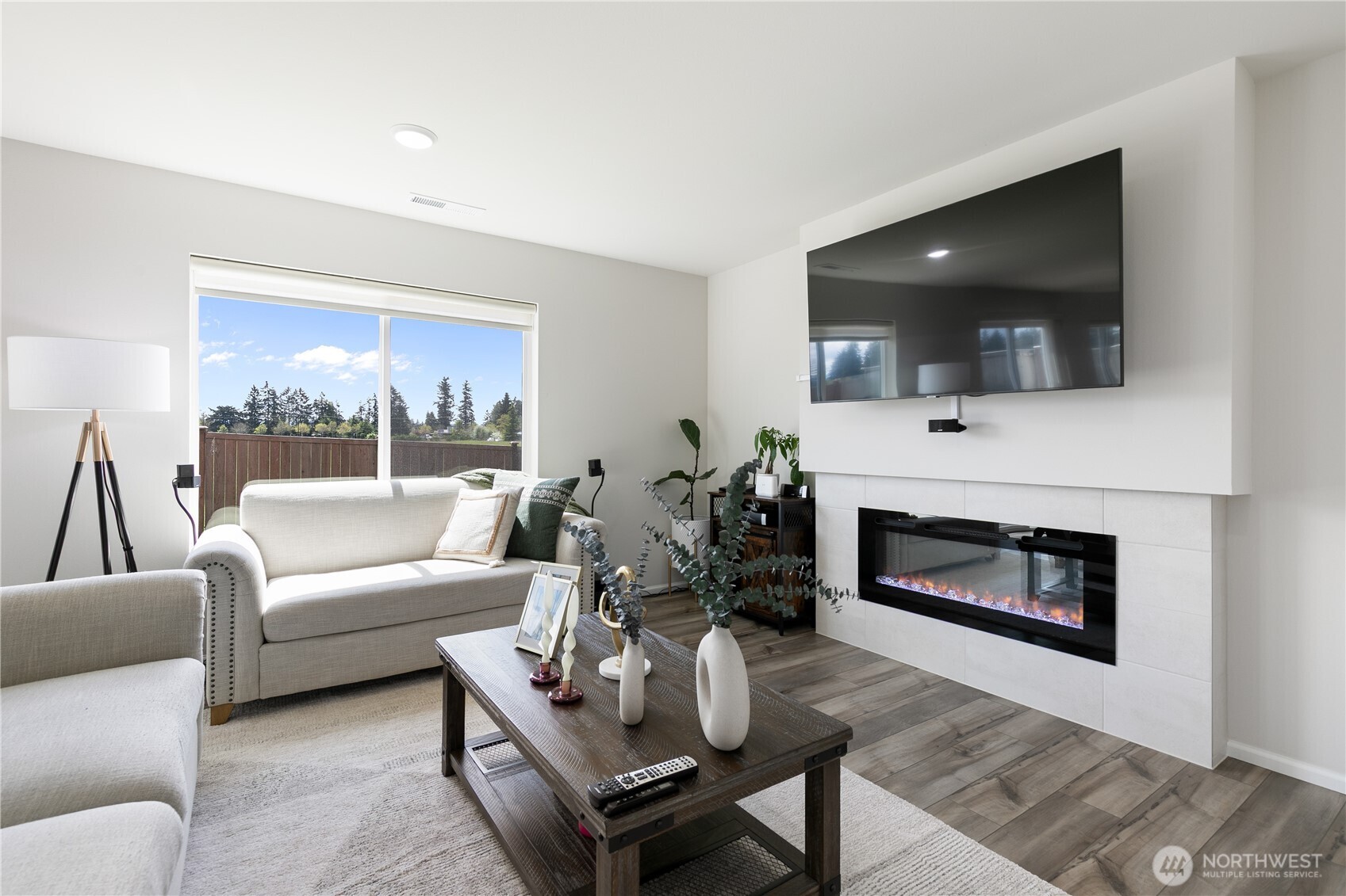 15085 Iverson Loop SE