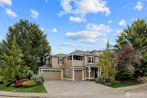 Photo of 4708 Smithers Avenue S, Renton, WA 98055 (MLS # 2537100)