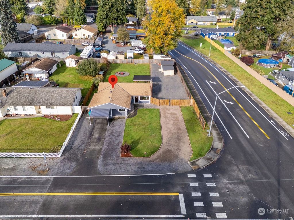 Photo of 5027 86th Place NE, Marysville, WA 98270 (MLS # 2306828)