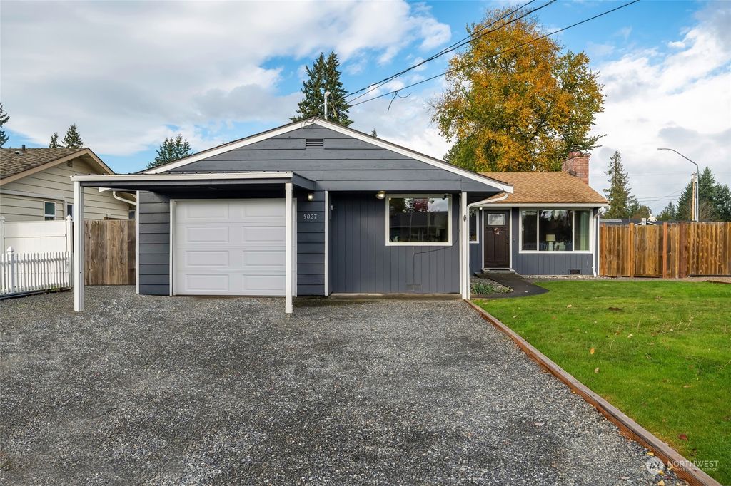 Photo of 5027 86th Place NE, Marysville, WA 98270 (MLS # 2306828)