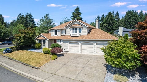 Photo of 101 Eagle Ridge Drive E, Puyallup, WA 98374 (MLS # 2559346)