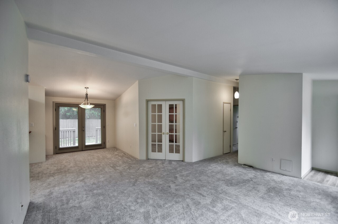 17 Bush Creek Road