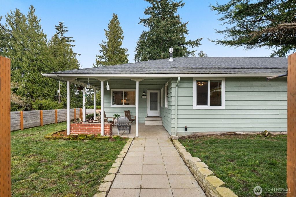 Photo of 11002 56th Avenue S, Seattle, WA 98178 (MLS # 2344929)