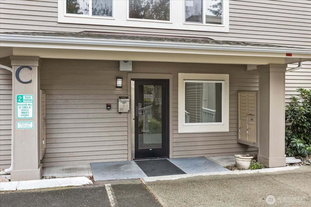 Photo of 12631 NE 9th Place #C205, Bellevue, WA 98005 (MLS # 2516650)