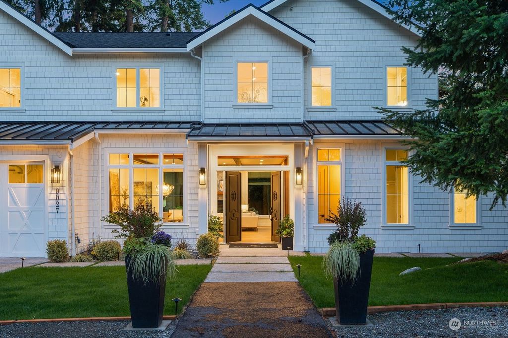 Photo of 9027 SE 60th Street, Mercer Island, WA 98040 (MLS # 2156716)